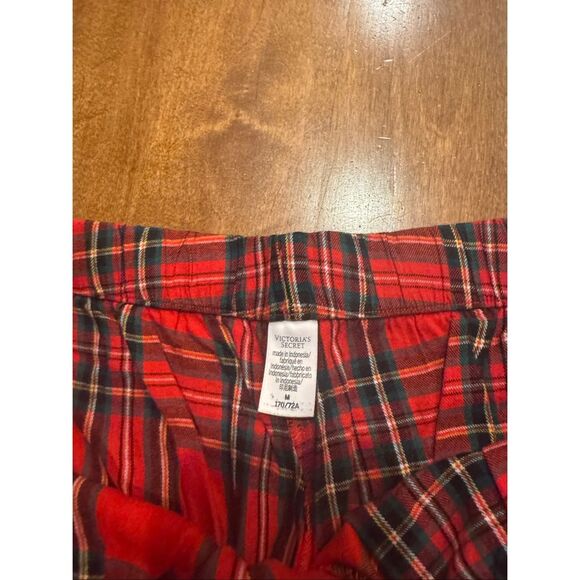Woman’s Victoria’s Secret matching plaid pajama set size medium - Picture 4 of 5